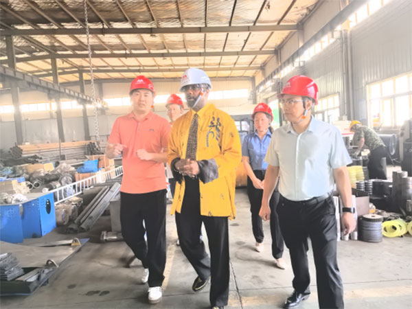 跨國(guó)界，筑橋梁丨熱烈歡迎非洲客戶到高飛股份參觀考察